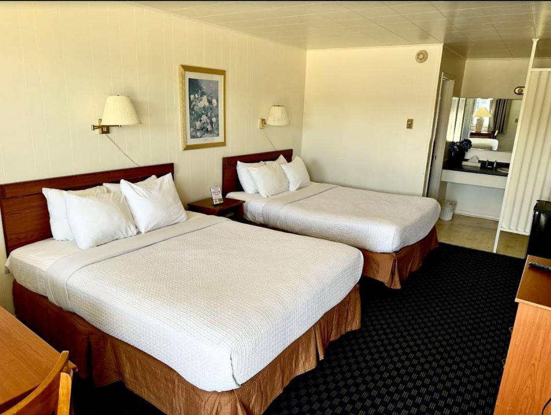 North Winds Motel แมคคินอซิตี้ ภายนอก รูปภาพ