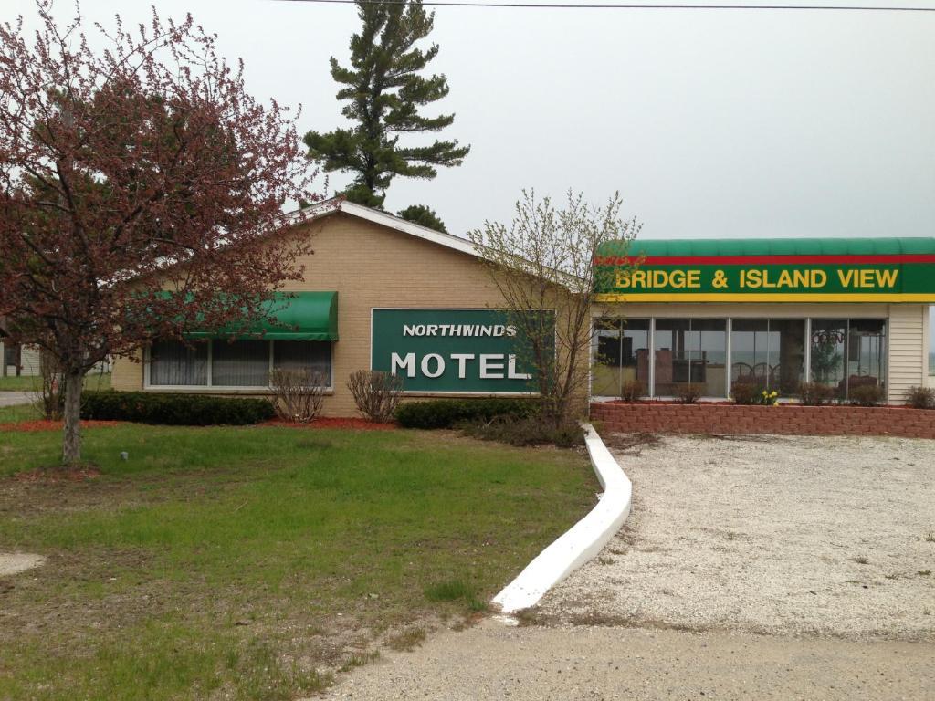 North Winds Motel แมคคินอซิตี้ ภายนอก รูปภาพ