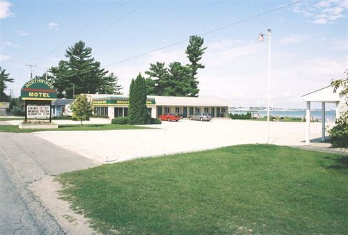 North Winds Motel แมคคินอซิตี้ ภายนอก รูปภาพ